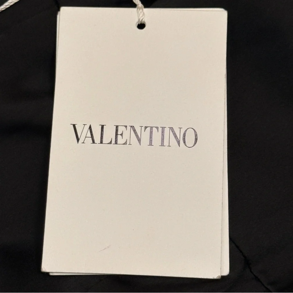 Valentino Italy NWT Black Lace Yoke Cocktail Sheath Dress Sz 6 LBD $1300 - Picture 12 of 13